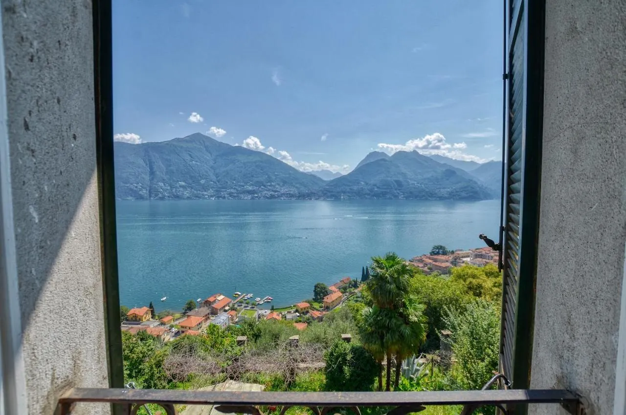 Bello Pezzo 3-Bedroom Lakeview Apartment With Shared Garden And Terrace San Siro  0*, San Siro (Lombardy)