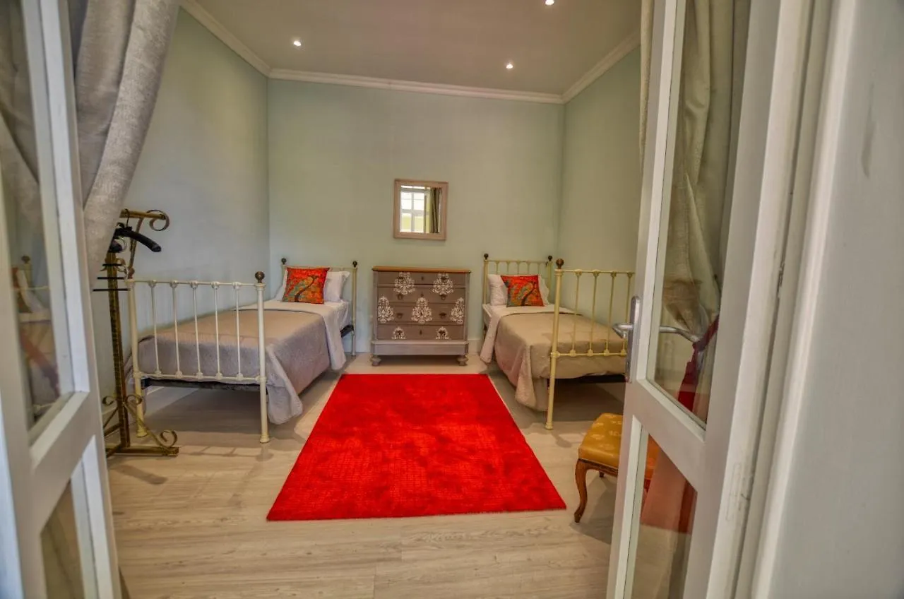 Bello Pezzo 3-Bedroom Lakeview Apartment With Shared Garden And Terrace San Siro   San Siro (Lombardy)