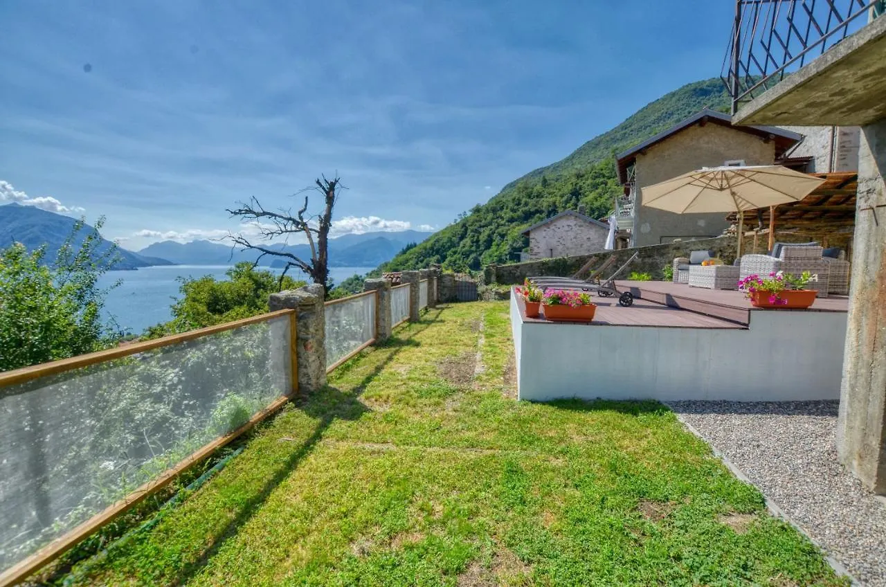 Bello Pezzo 3-Bedroom Lakeview Apartment With Shared Garden And Terrace San Siro